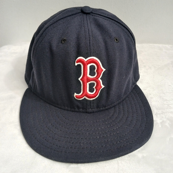 New Era Other - Black SnapBack cap from the Boston Red Sox One Size 7 1/8